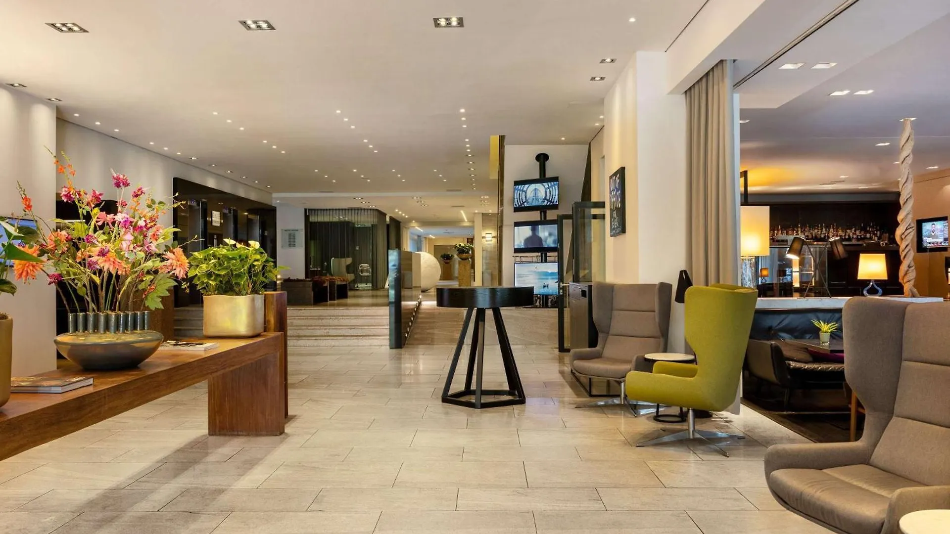 Pullman Eindhoven Cocagne Hotell 4*,